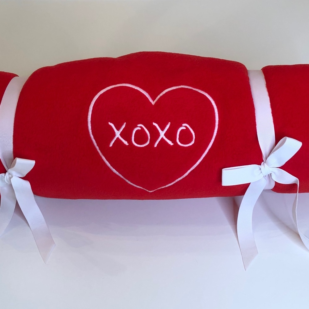 Gymboree 2001 Valentine’s Day Fleece Throw • New